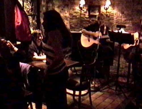 There's Felissa chatting with some fans as JT plays away in the backdrop!