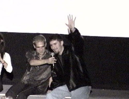 Jeff waves to the crowd.