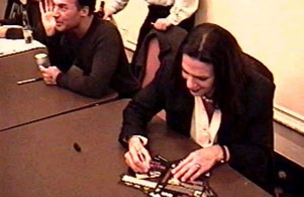 Desiree signed autographs for hundreds of fans at the REUNION