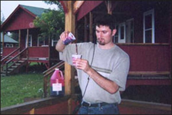 Jeff mixes blood for one of the movie's highly innovative death sequences!