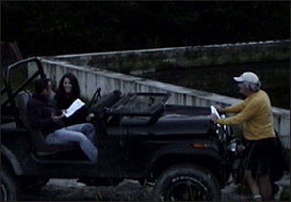 Robert directs "Randy" and "Linda" through the beginning of a wild night!