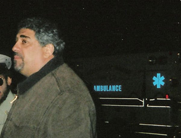 Frank (Vincent Pastore) rehearses the aftermath of Weed's demise